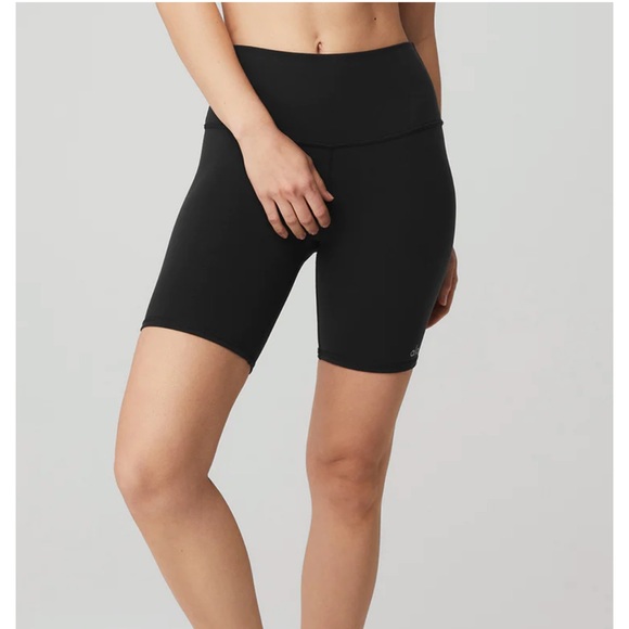 Alo Yoga Women's High Waist Biker Short Shorts 7” Inseam Black